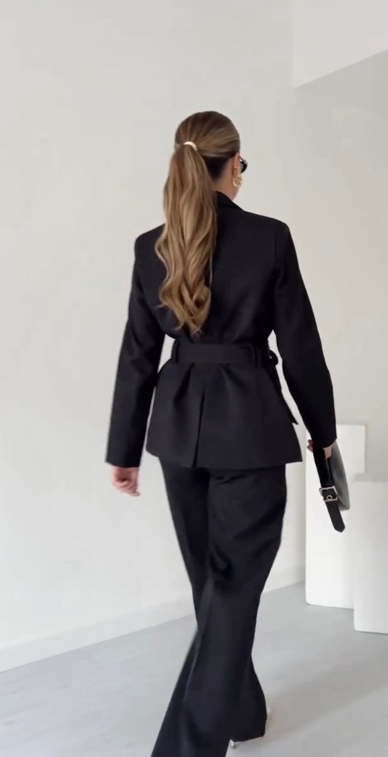 Genevieve Tweed Contrast Suit